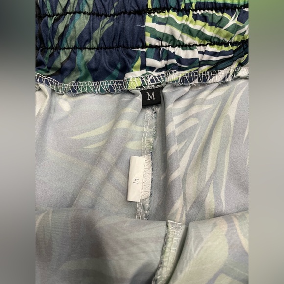 Men’s Size Medium Swim Trunks Board Shorts Not Lined Floral Palm Drawstring - Picture 3 of 11